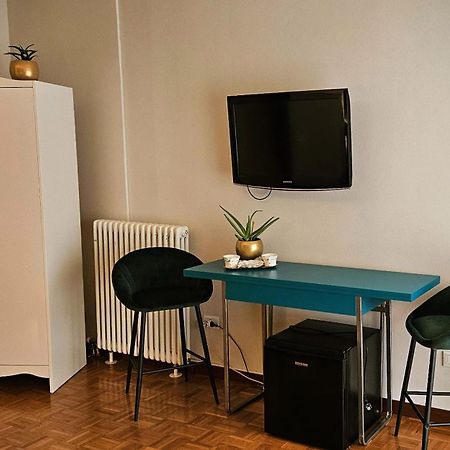 Verona Express Rooms Екстериор снимка
